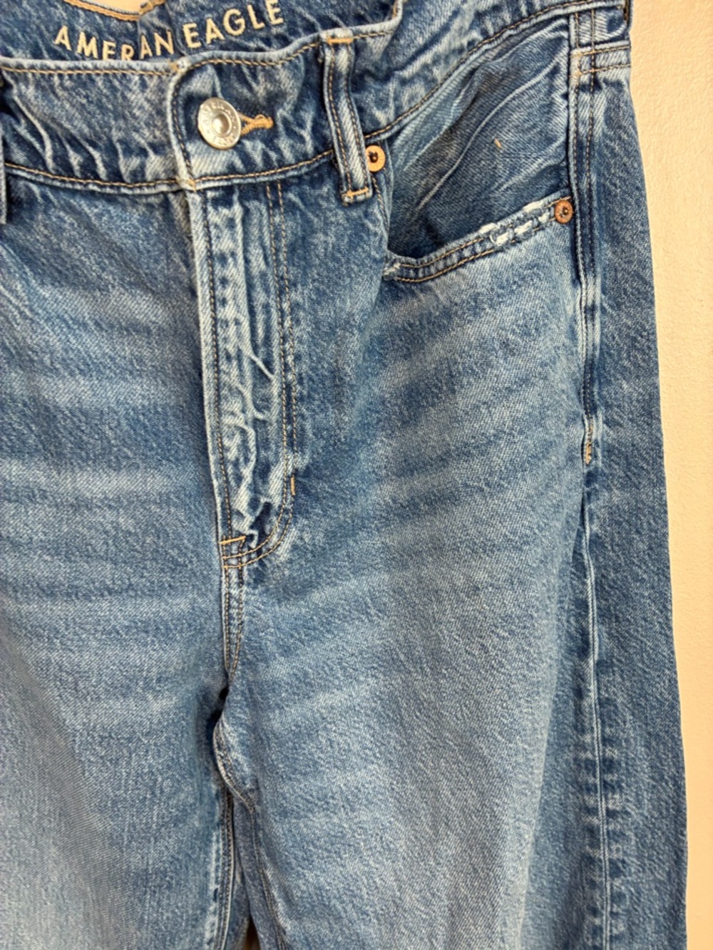 American Eagle Super High Rise Baggy Wide Leg Jeans - Picture 8 of 13